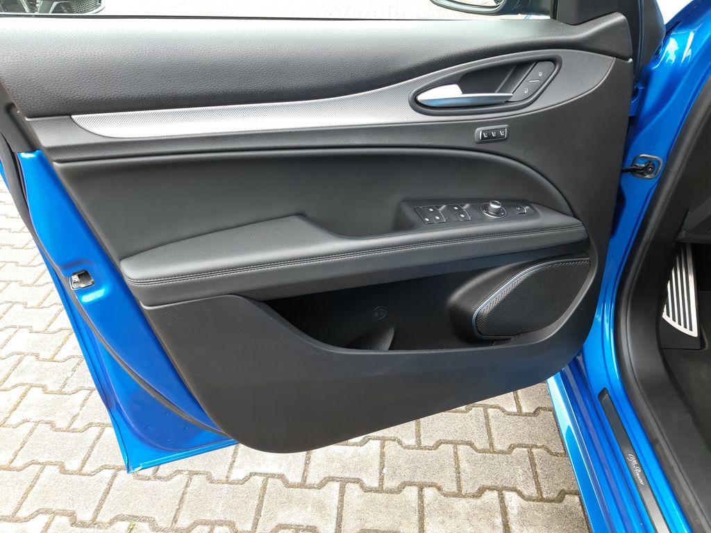 Alfa Romeo Stelvio 2021