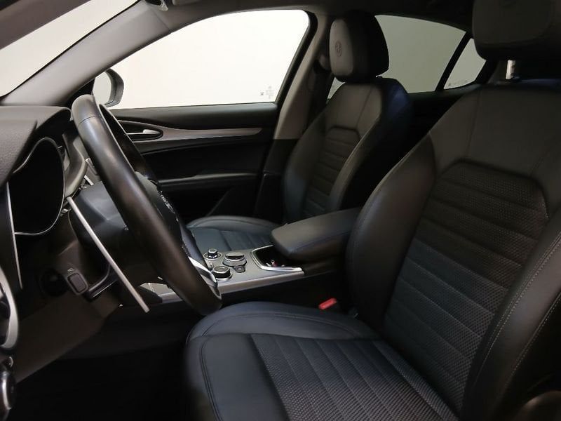 Alfa Romeo Stelvio 2022