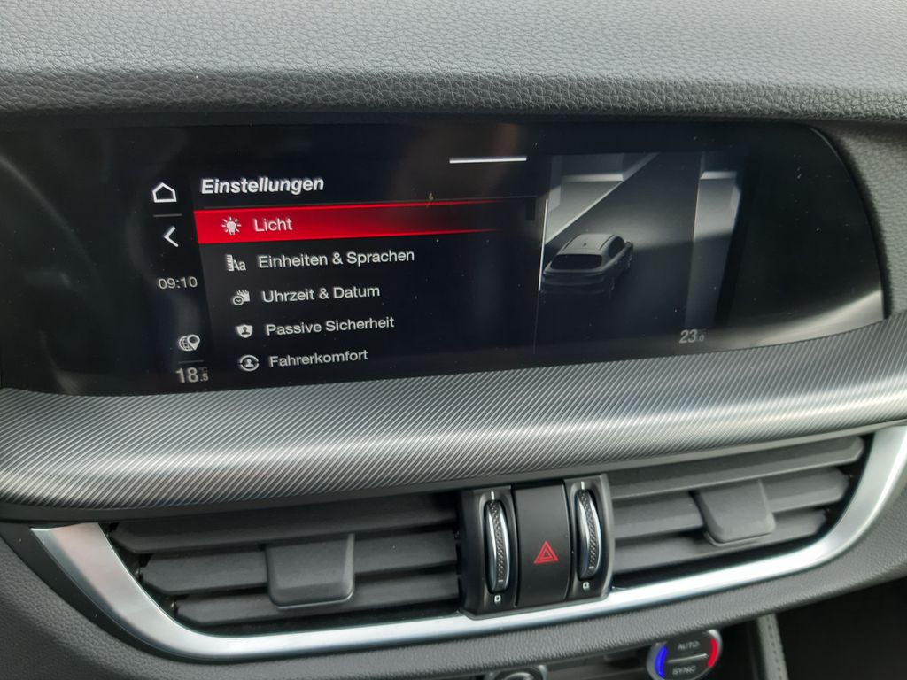 Alfa Romeo Stelvio 2021