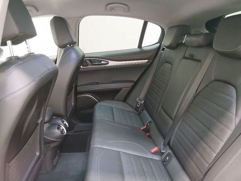 Alfa Romeo Stelvio 2022