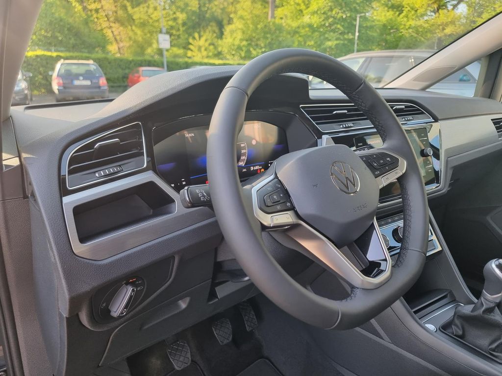 Volkswagen Touran 2025