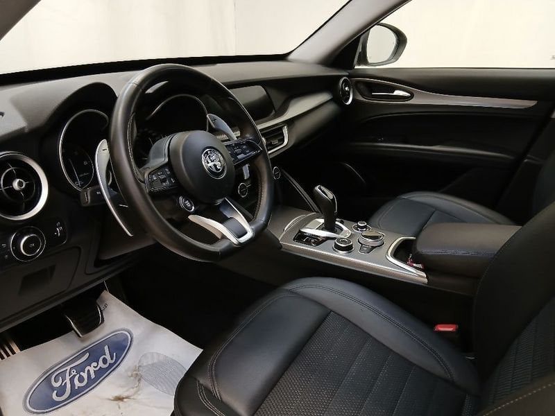 Alfa Romeo Stelvio 2022