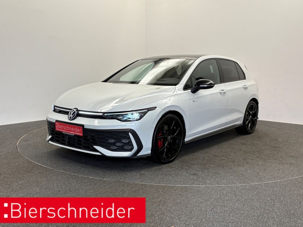 Volkswagen Golf 2024