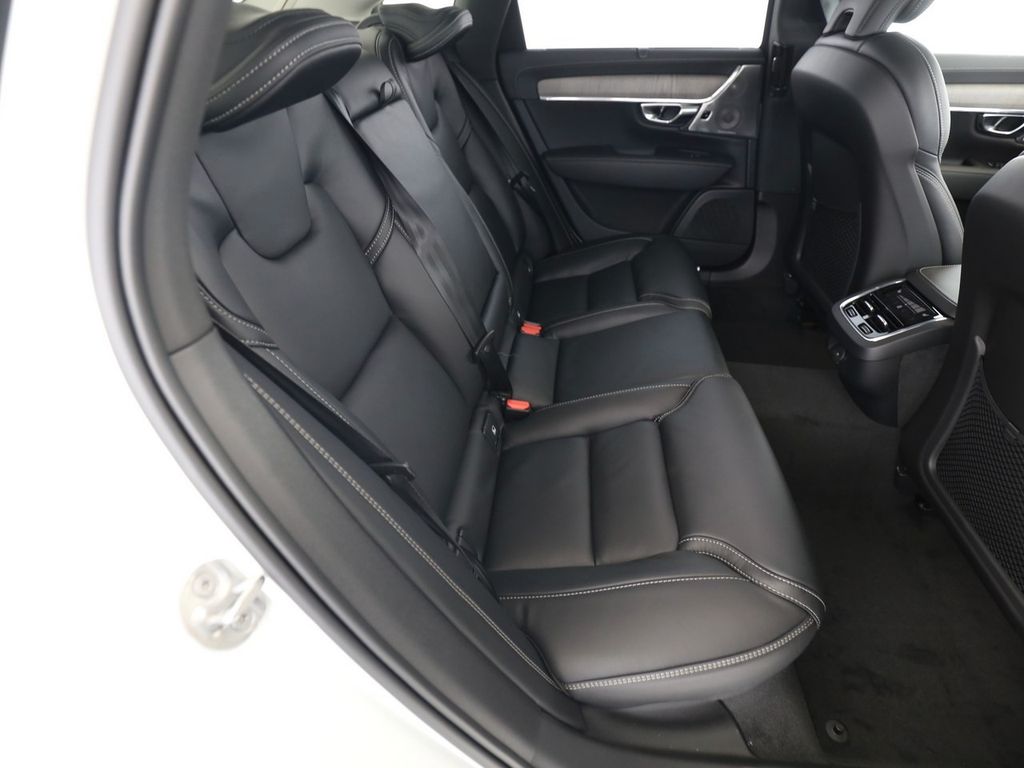 Volvo S90 2024