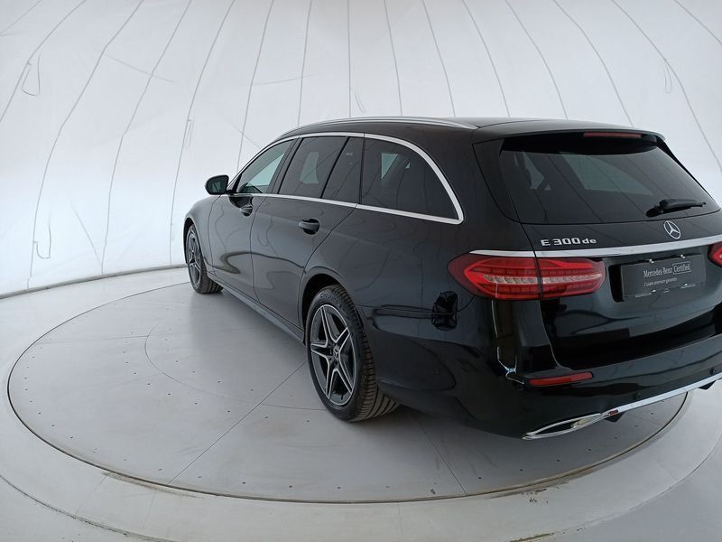 Mercedes-Benz E 300 2024