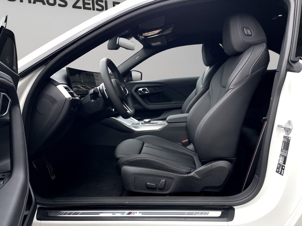 BMW M240i 2025