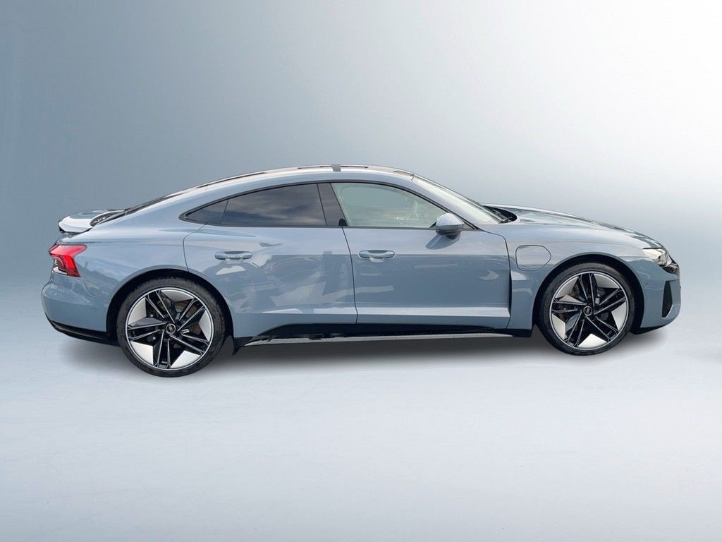 Audi e-tron GT 2025