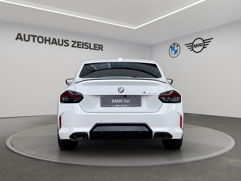 BMW M240i 2025