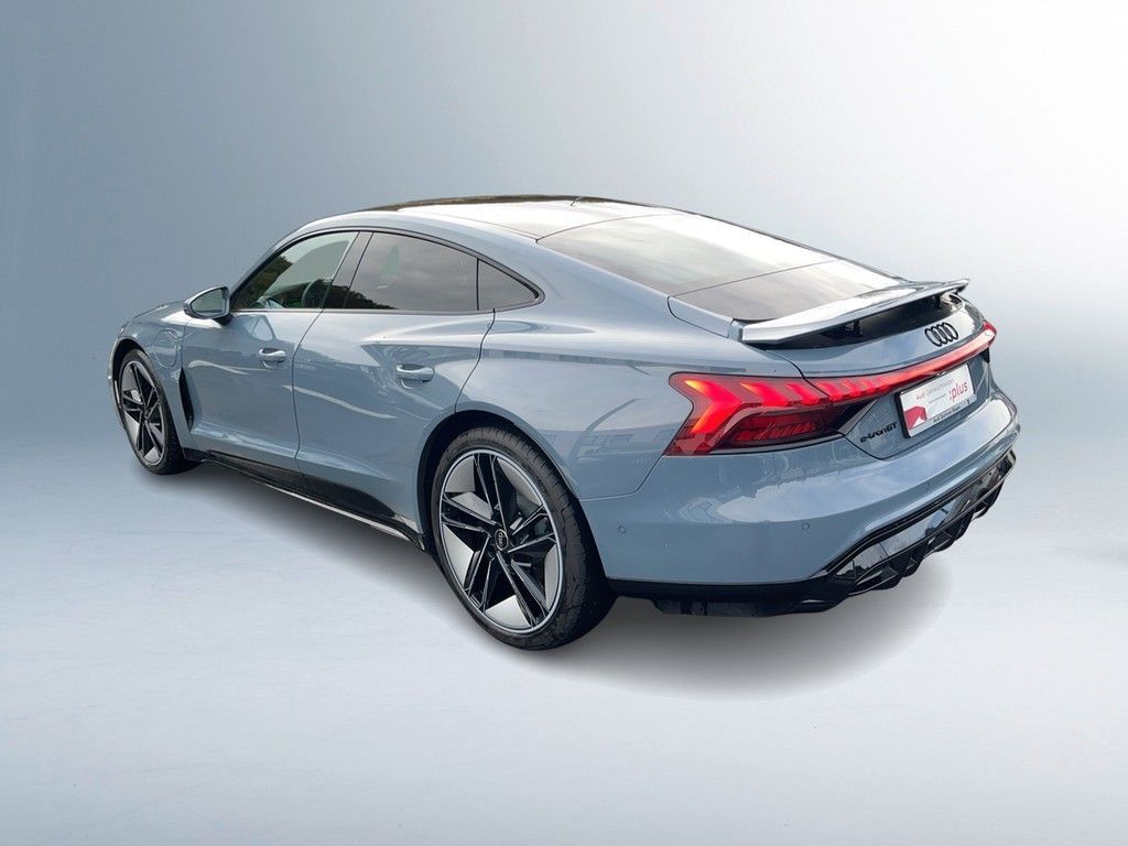 Audi e-tron GT 2025