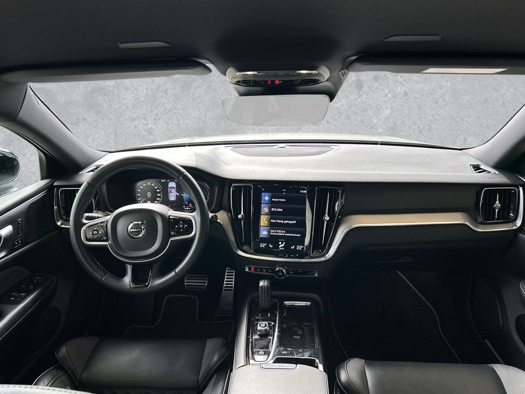 Volvo V60 2022