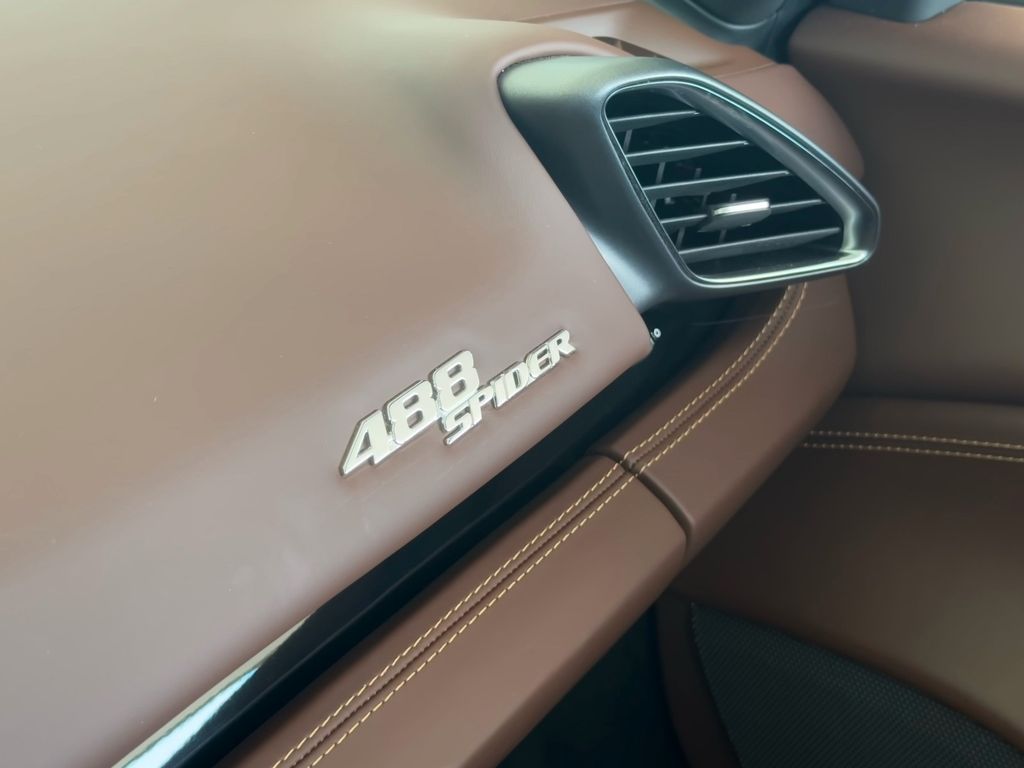 Ferrari 488 Spider 2017