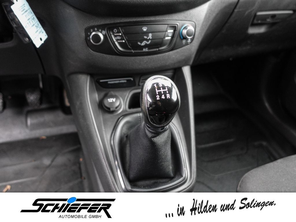 Ford Transit Courier 2017