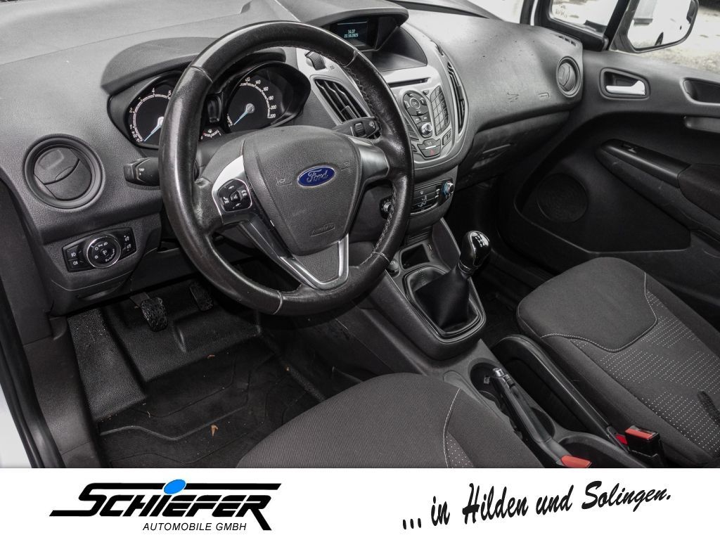 Ford Transit Courier 2017