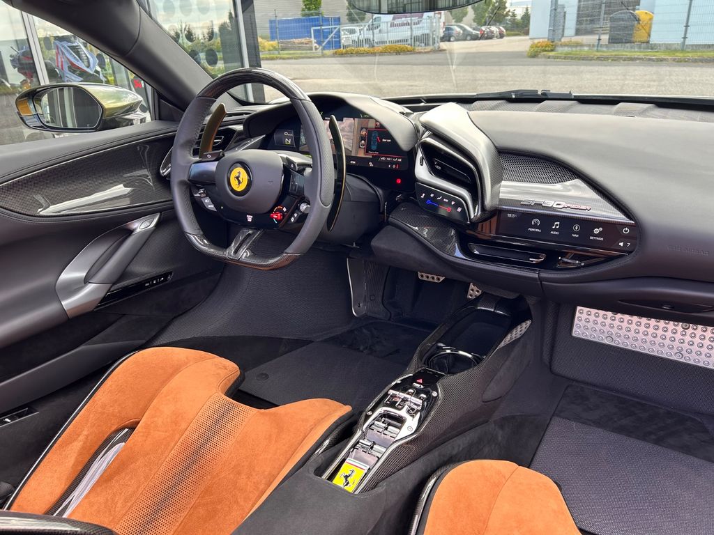 Ferrari SF90 2023