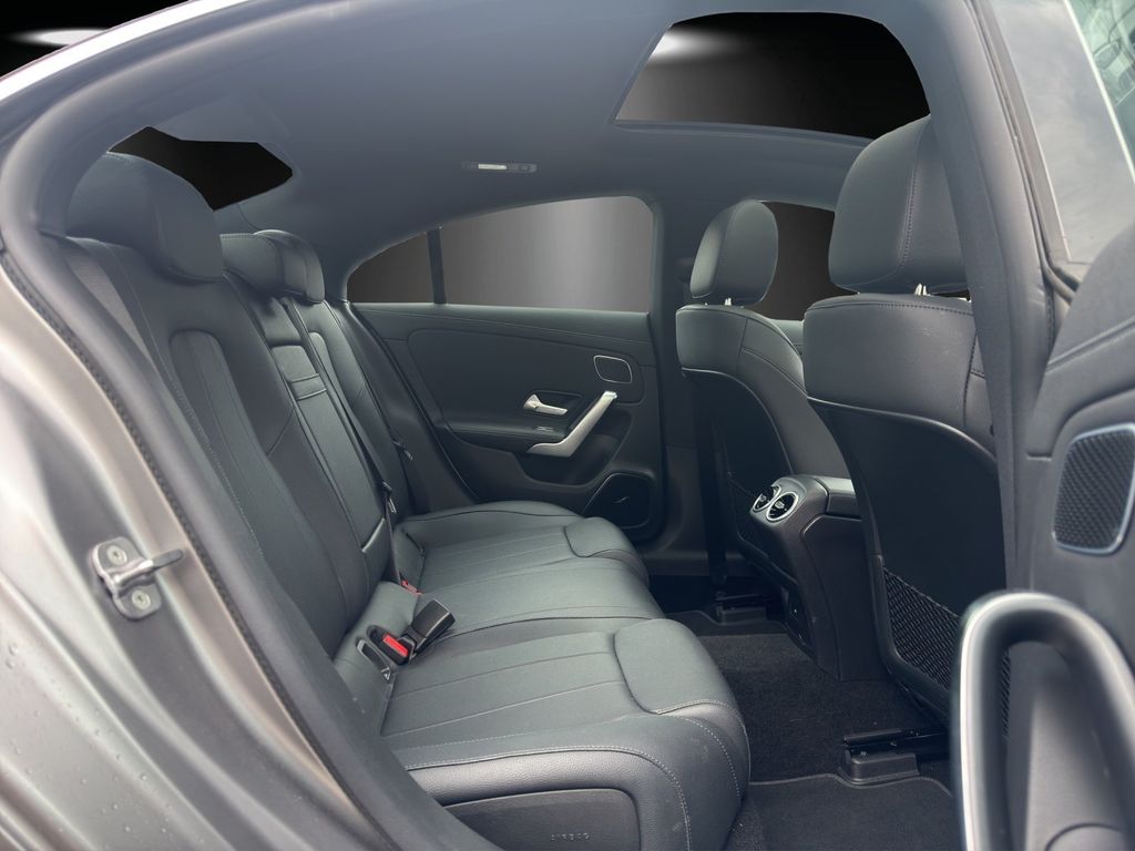 Mercedes-Benz CLA 200 2023