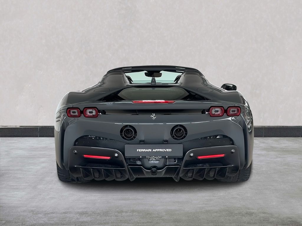 Ferrari SF90 2025