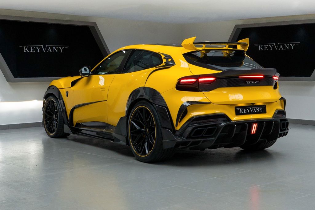 Ferrari Purosangue 2025