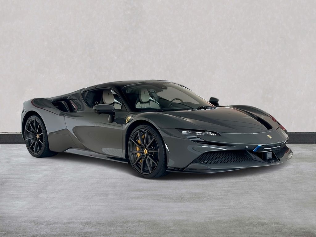 Ferrari SF90 2025