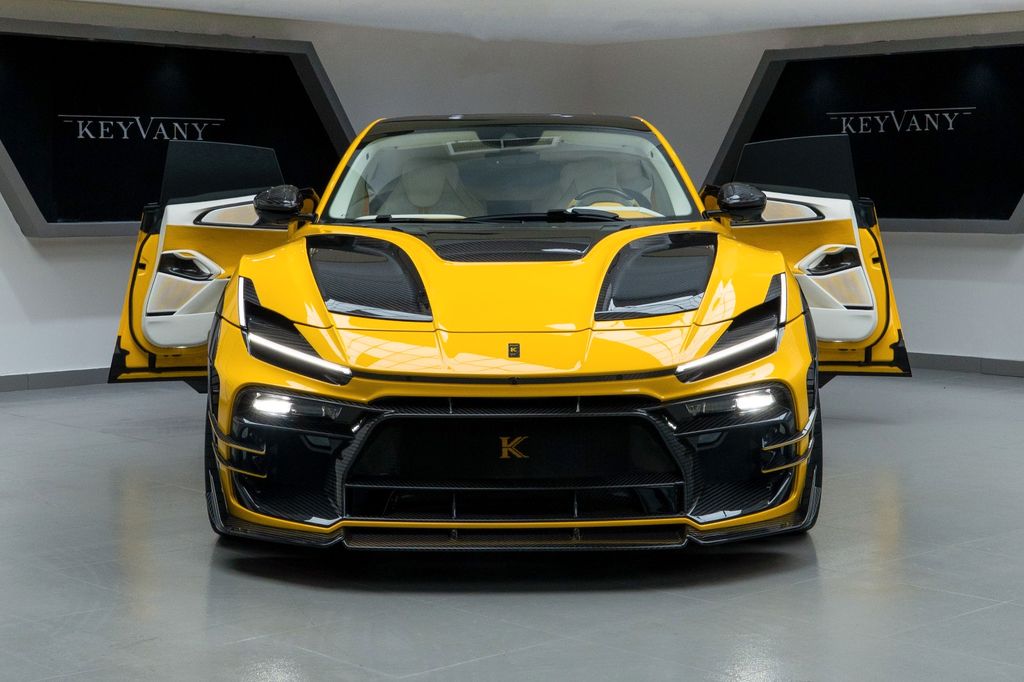 Ferrari Purosangue 2025