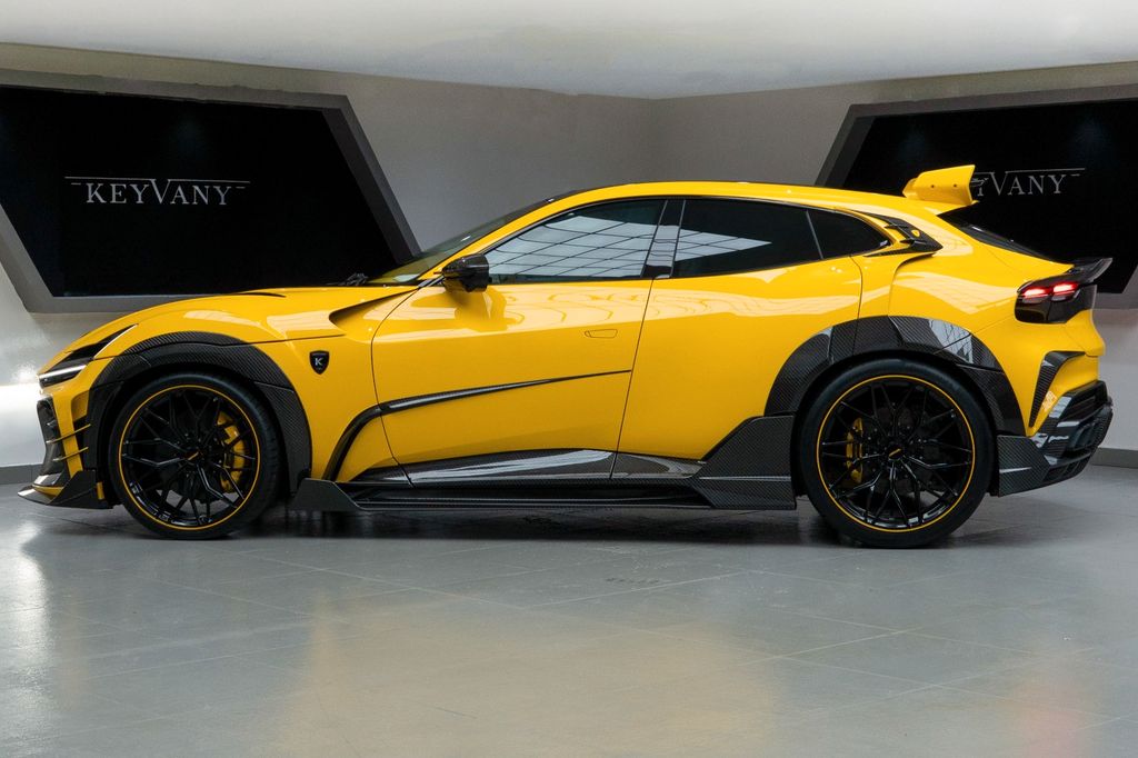 Ferrari Purosangue 2025