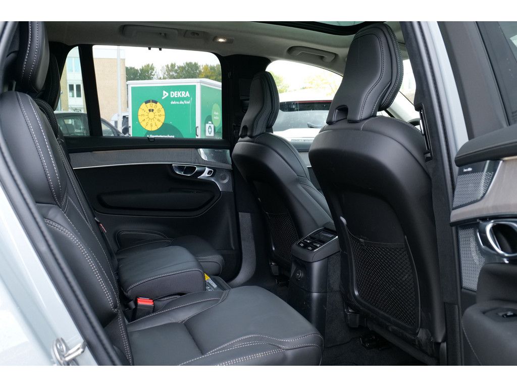 Volvo XC90 2025