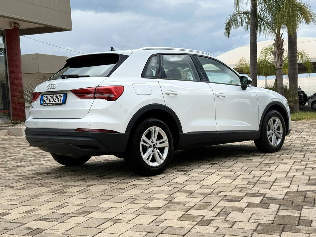 Audi Q3 2021