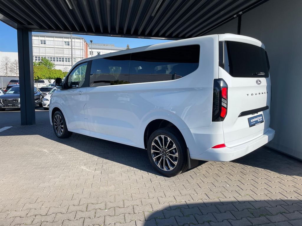 Ford Tourneo Custom