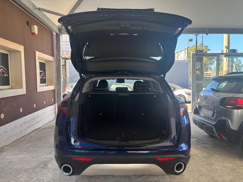 Alfa Romeo Stelvio 2019