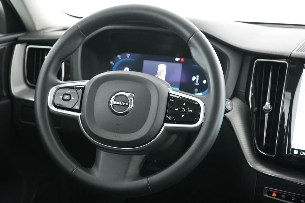Volvo XC60 2022