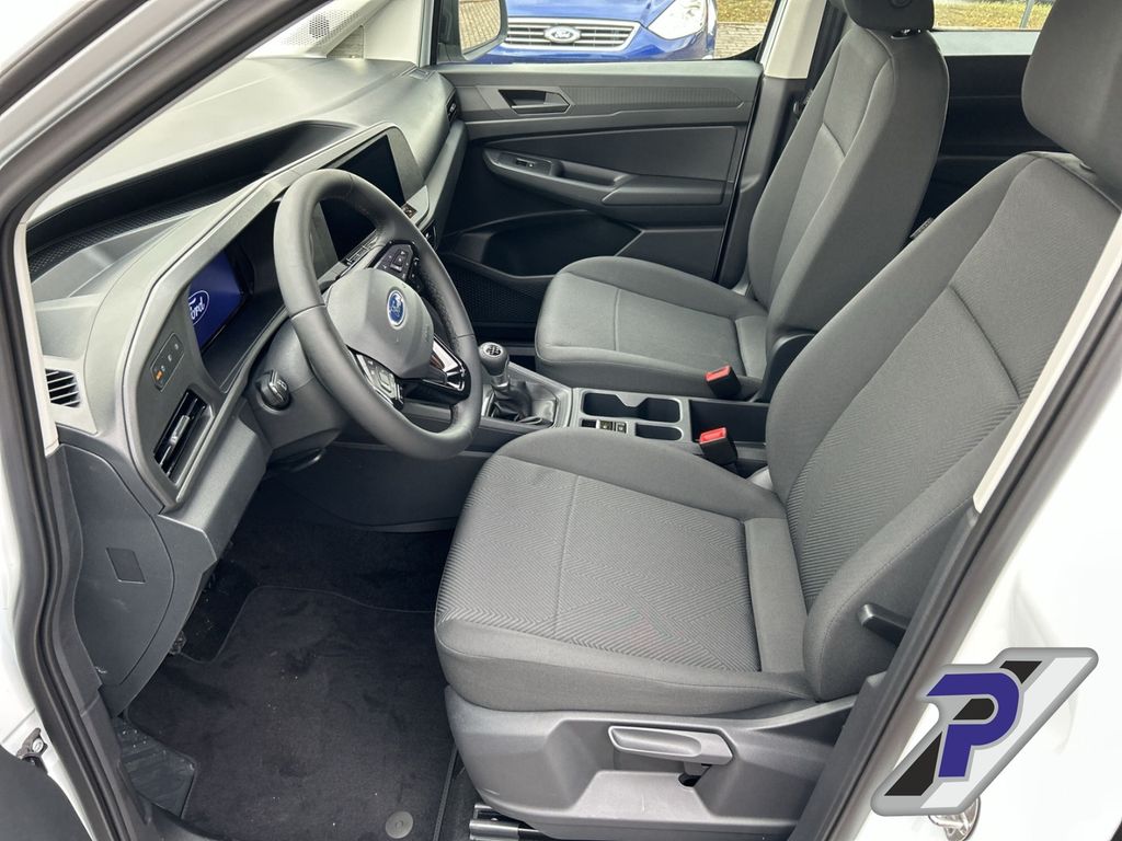 Ford Tourneo Connect 2025
