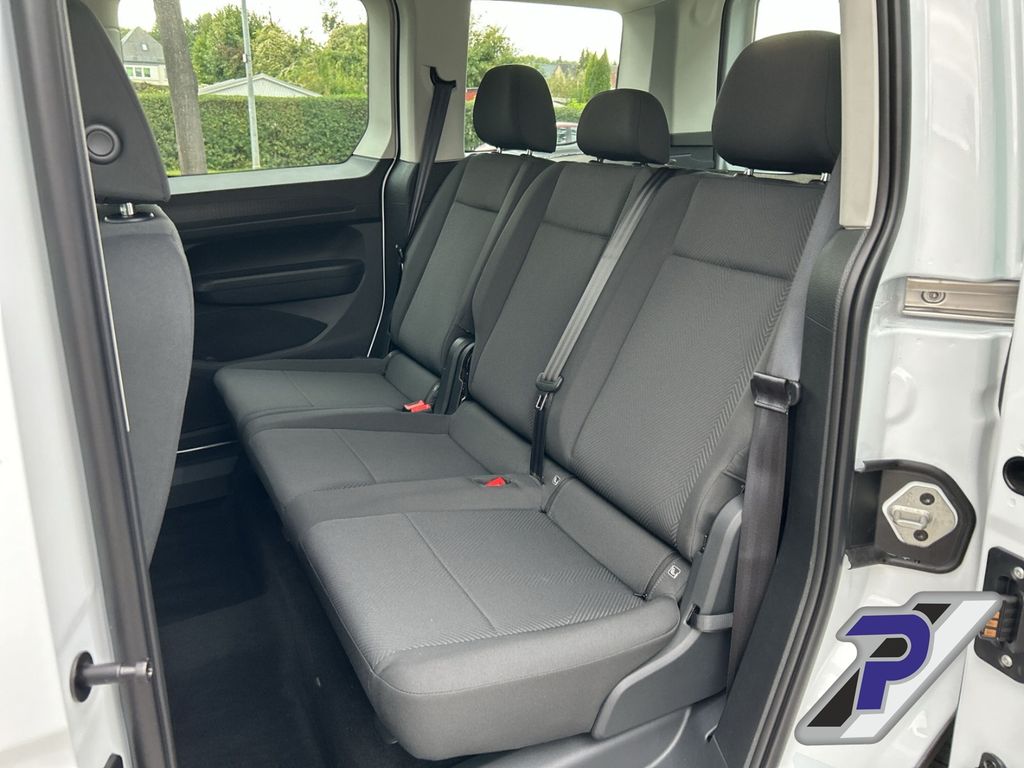 Ford Tourneo Connect 2025