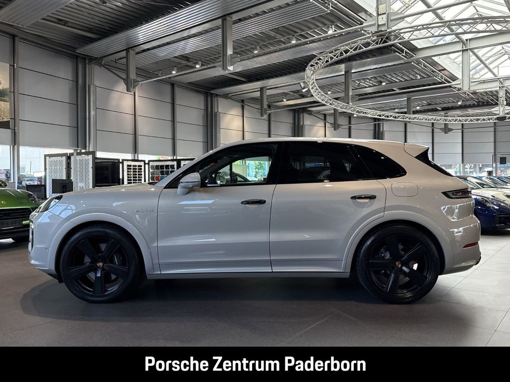 Porsche Cayenne 2025
