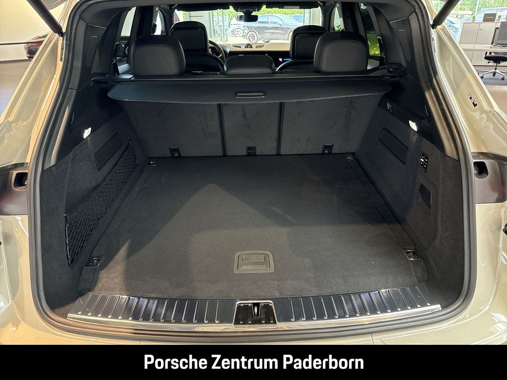 Porsche Cayenne 2025