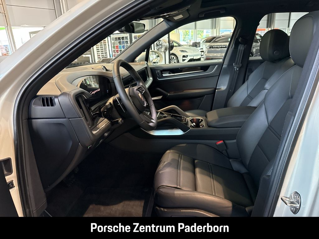 Porsche Cayenne 2025
