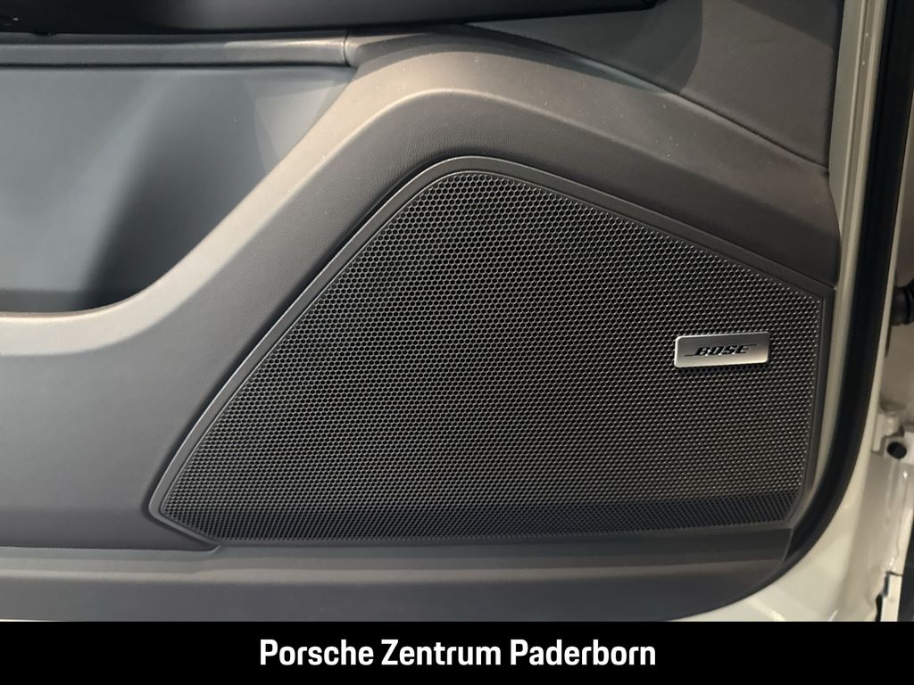 Porsche Cayenne 2025