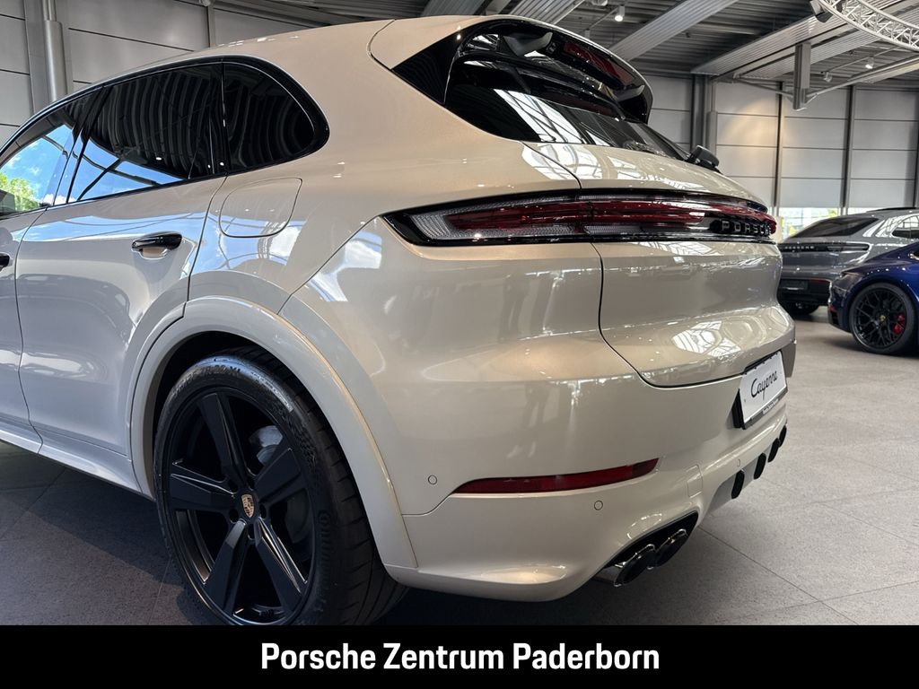 Porsche Cayenne 2025