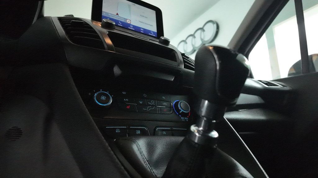 Ford Transit 2023