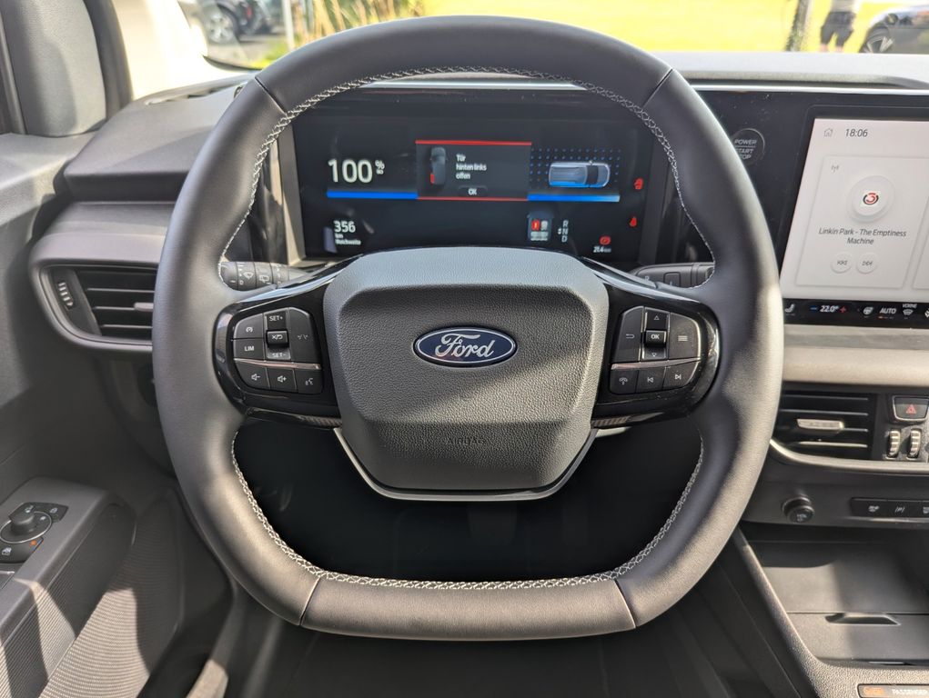 Ford Tourneo Courier 2025