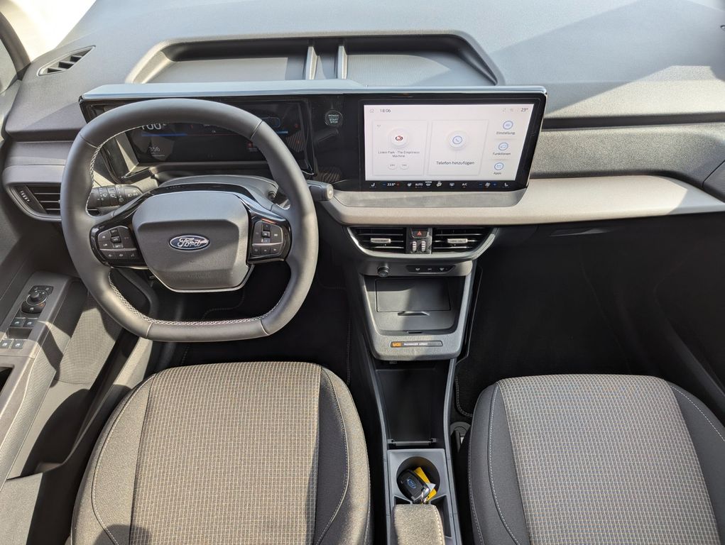 Ford Tourneo Courier 2025