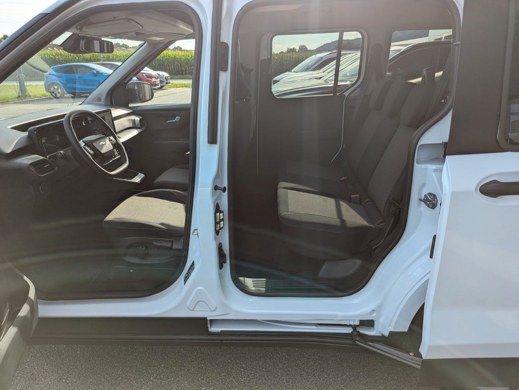 Ford Tourneo Courier 2025