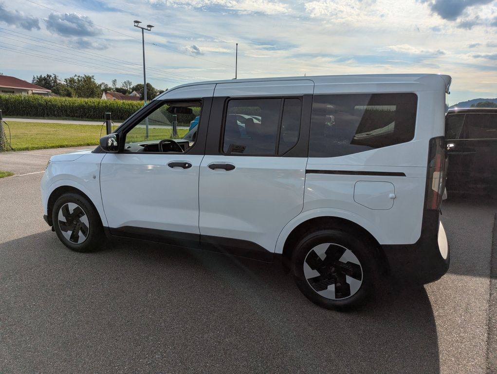 Ford Tourneo Courier 2025