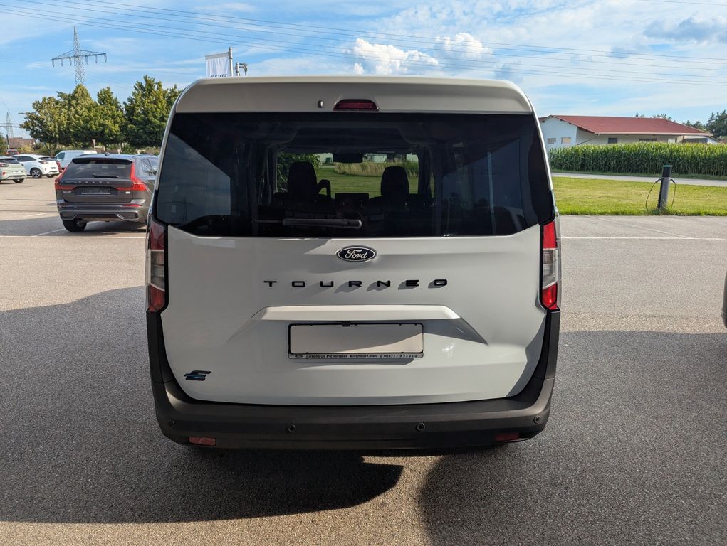 Ford Tourneo Courier 2025