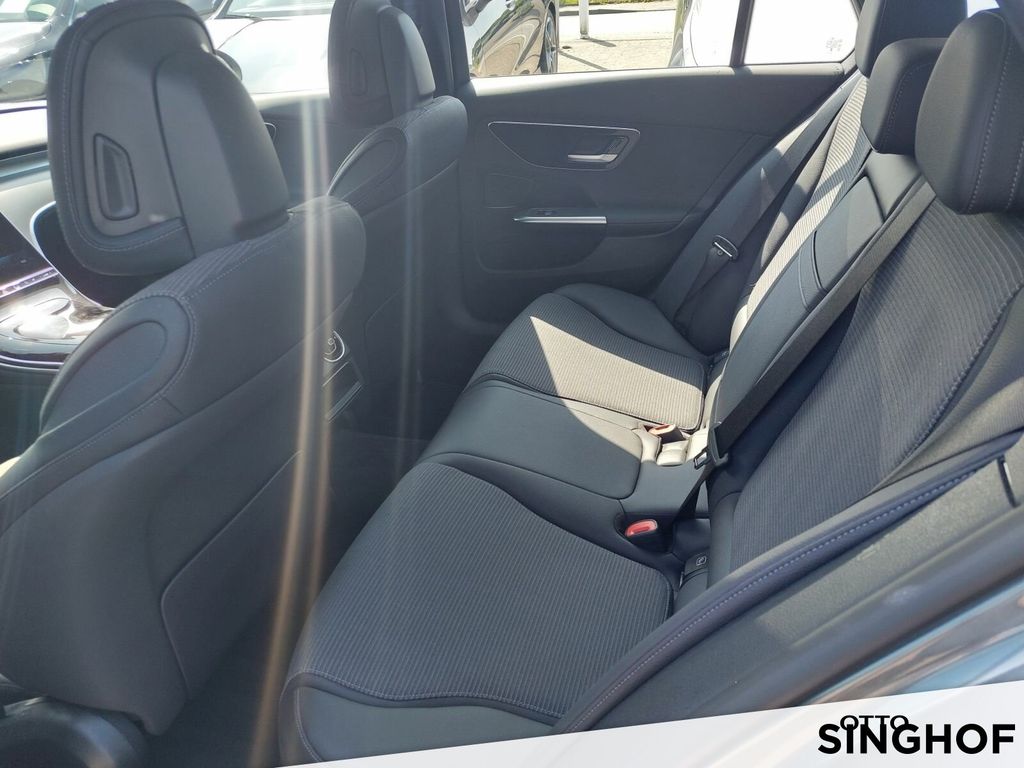 Mercedes-Benz C 200 2024