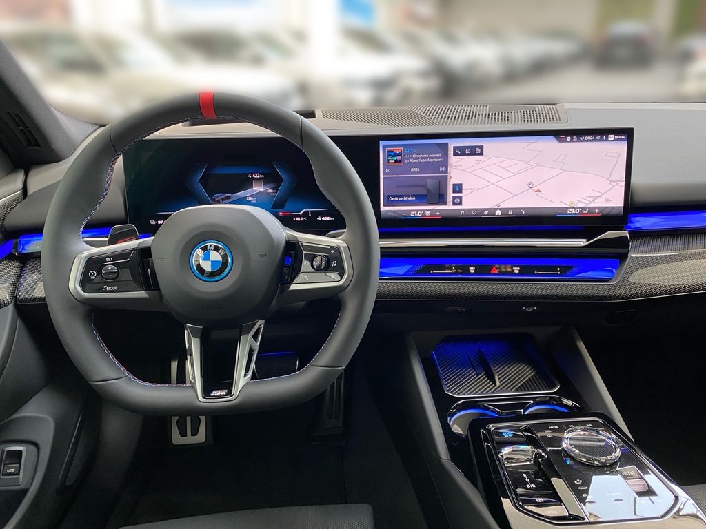 BMW i5