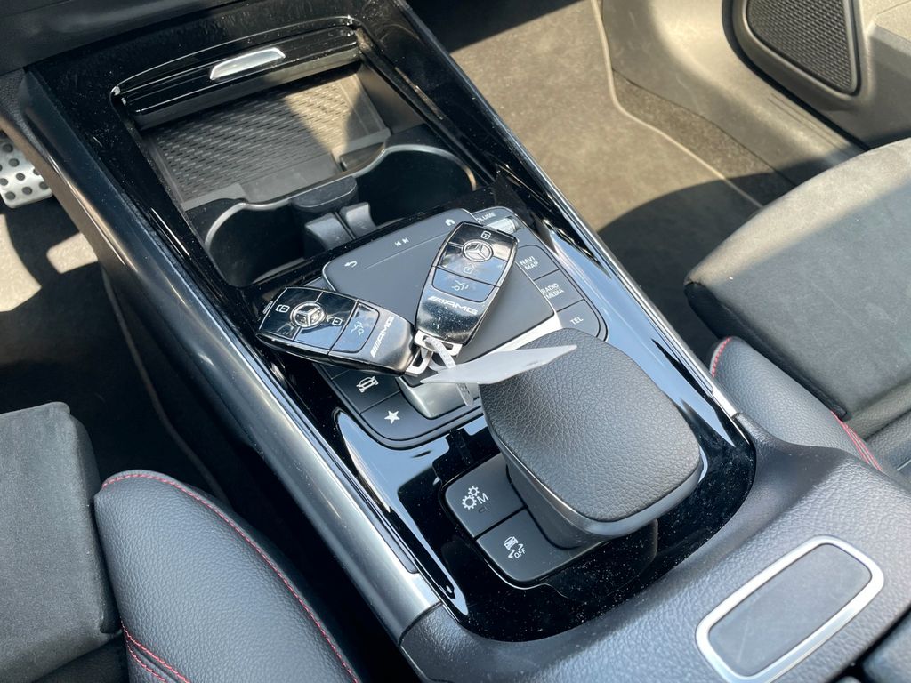 Mercedes-Benz GLA 35 AMG 2021