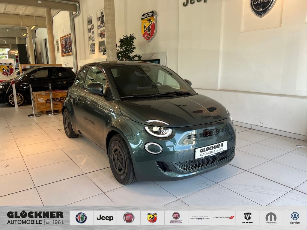 Fiat 500e 2025