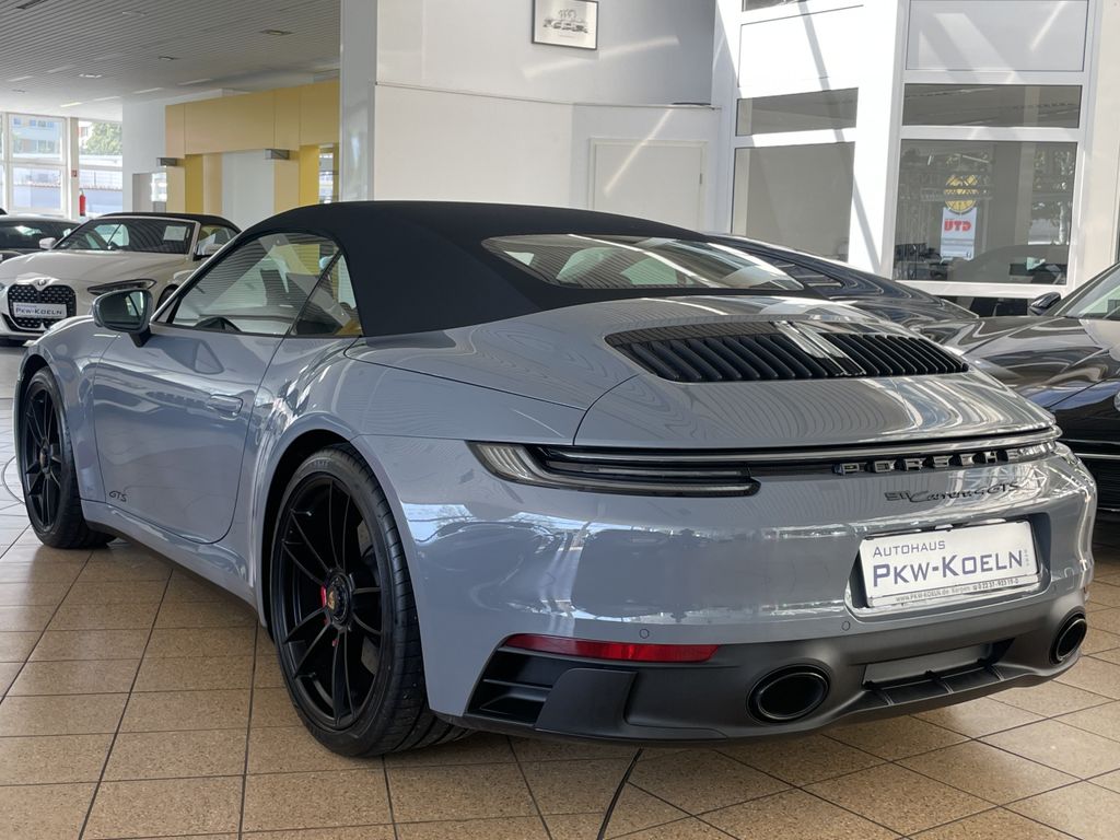 Porsche 992 2023