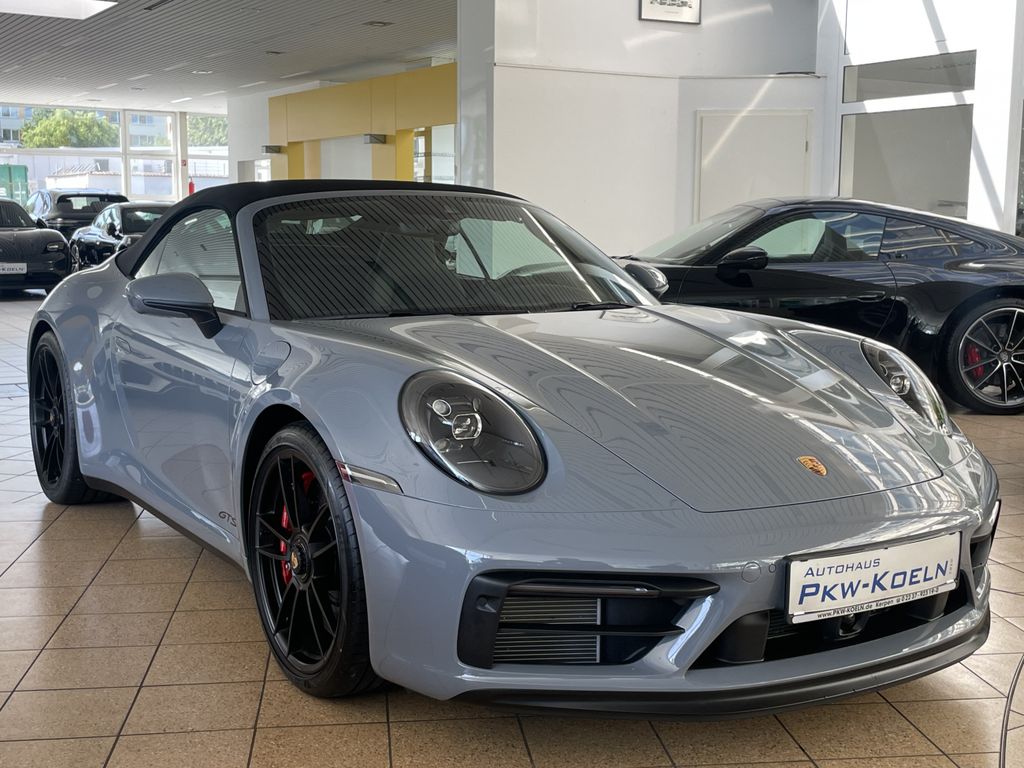 Porsche 992 2023