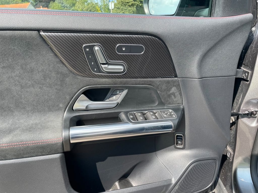 Mercedes-Benz GLA 35 AMG 2021