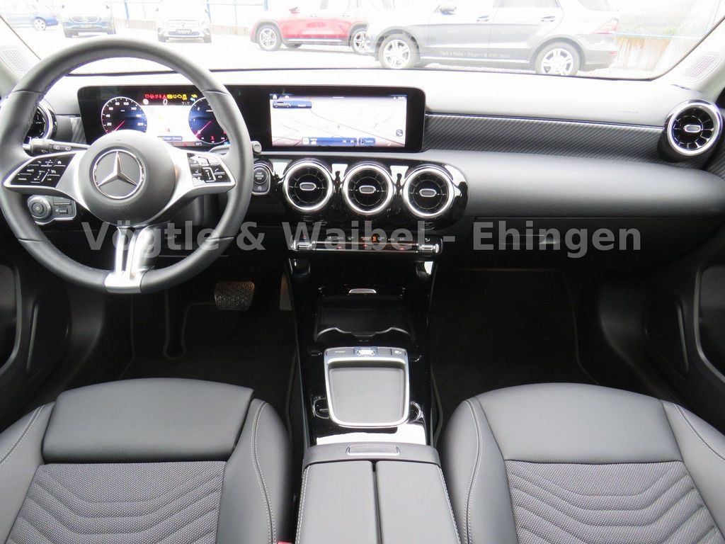 Mercedes-Benz A 200 2022